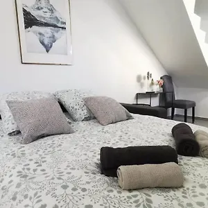 L'elegant Duplex - Clim I Wifi I Proche Du Centre-ville Miramas